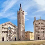 La Violetta Di Parma // Del Ducato