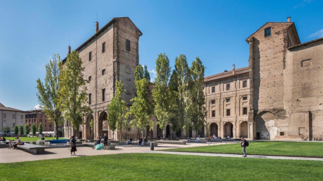 Appartamento La Violetta Di // Del Ducato Parma